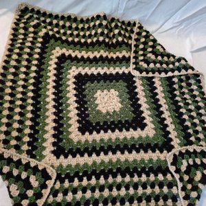 Crochet Tan Camo Baby Blanket/New